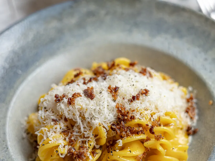 Utvalg av ferske pastaretter hos Pasta Vino